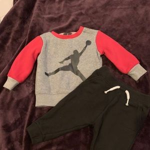Jordan Sweater and Joggers set size 12M